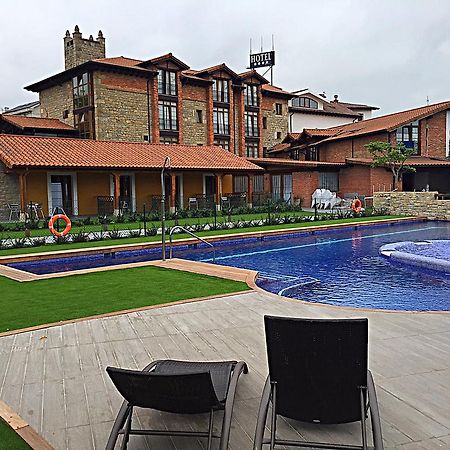 Hotel Marfrei Hinojedo ภายนอก รูปภาพ