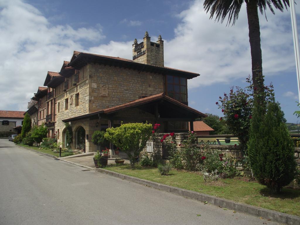 Hotel Marfrei Hinojedo ภายนอก รูปภาพ