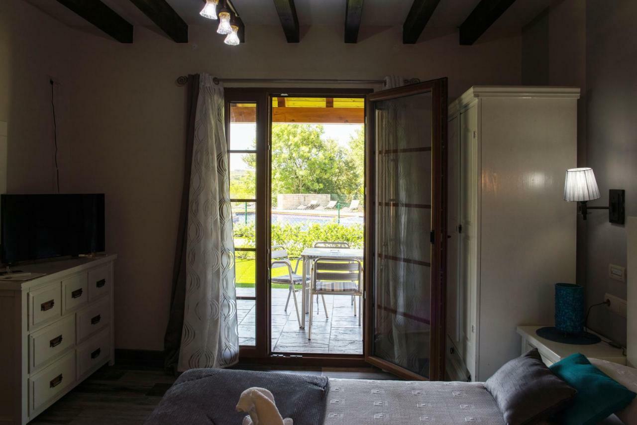 Hotel Marfrei Hinojedo ภายนอก รูปภาพ